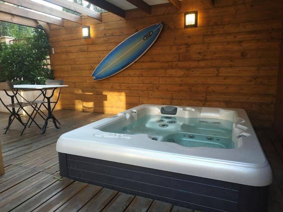 شقة Studio Jacuzzi Prive A 8 Min A Pied De La Plage لا سيوتا المظهر الخارجي الصورة