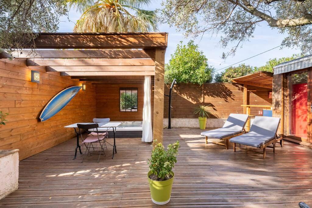 شقة Studio Jacuzzi Prive A 8 Min A Pied De La Plage لا سيوتا المظهر الخارجي الصورة